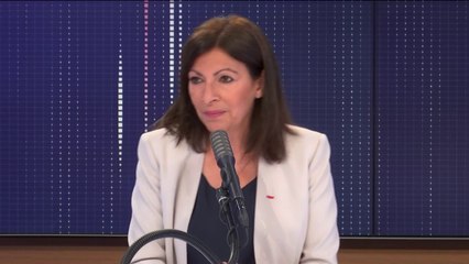 "Paris ne se vide pas et une vision de l'Insee montre que ça va réaugmenter à partir de 2024-2025", selon Anne Hidalgo
