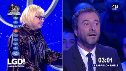 Cauet se prend pour Laurence Boccolini dans le Maillon Faible