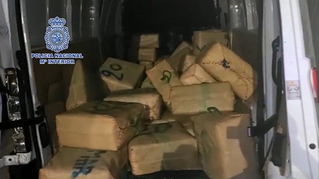 La Policía Nacional intercepta un convoy de hachís que circulaba desde Cádiz a Sevilla