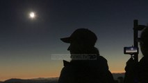 Top News - Eklipsi i diellit/ Mund të shihet në fundjavë