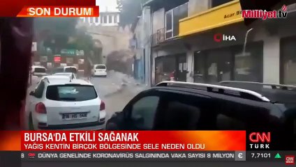 Bursa'da sağanak yağış hayatı felç etti! İşte o görüntüler
