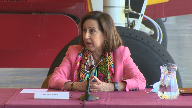 Robles señala como la UME está al margen de cualquier consideración política