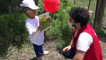 Psikososyal destek ekipleri, depremzede çocukların gönlüne dokundu