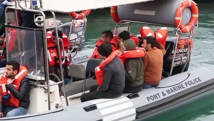 Κύπρος - Μεταναστευτικό: Εικονικοί γάμοι και φοιτητές "μαϊμού" - Ποια η νέα πολιτική της κυβέρνησης