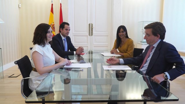 Ayuso y Almeida se reúnen para ultimar el plan para la desescalada