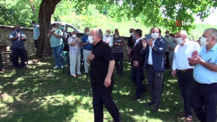 Yarım asırlık mutluluklarını tiyatro ile anlattılar