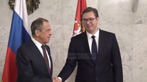 Top News - Njohja e Kosovës/ Vuçiç: Nuk do ndodhë vetëm për BE