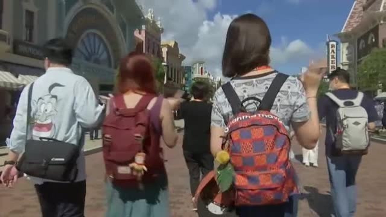 Disneyland Hong Kong reabre tras seis meses cer...