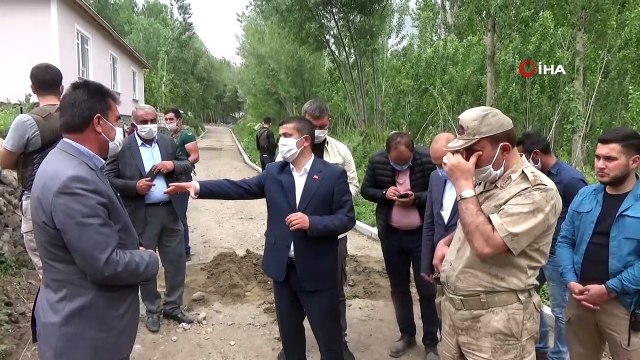 Erciş Belediyesinden kilitli parke taşı döşeme çalışması