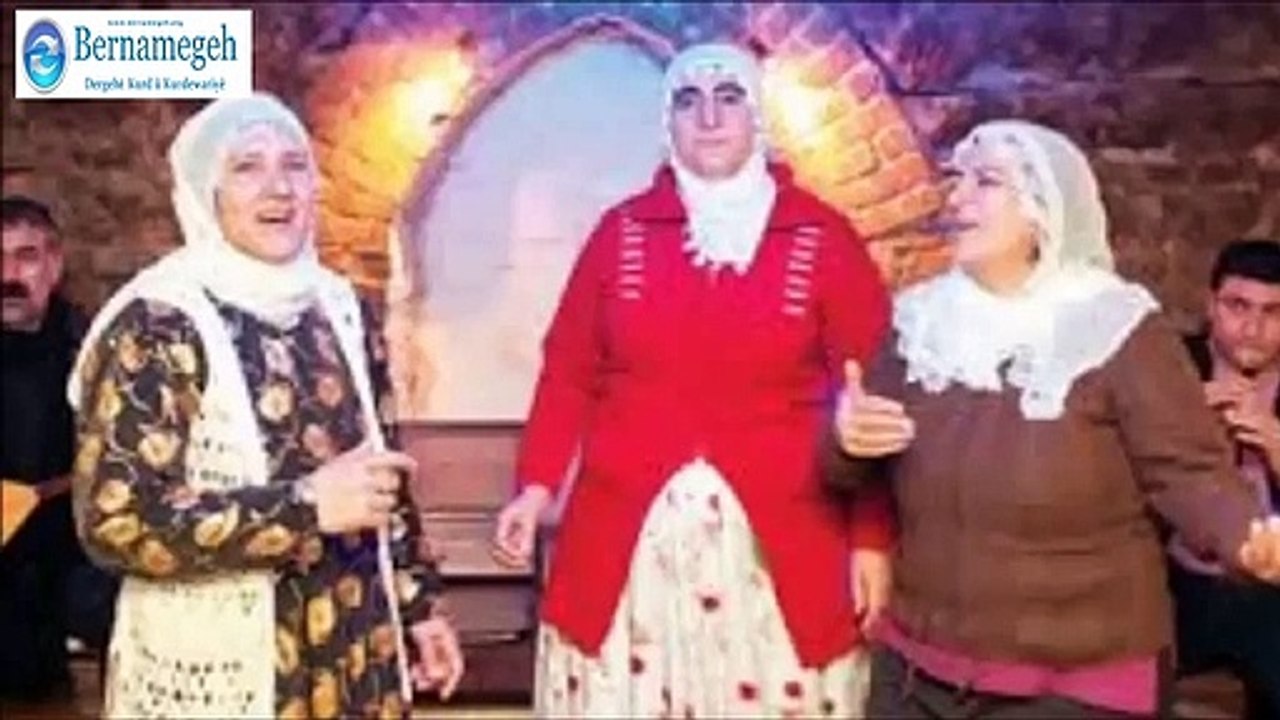 Dengbêj Mukaddes Kimdir