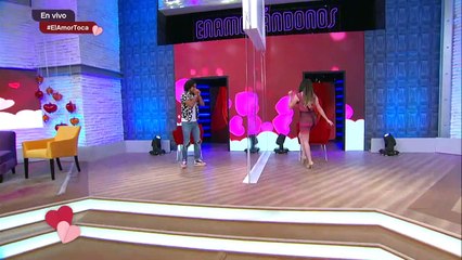 ¡Max se prendió con el sexy baile de su flechada! | Enamorándonos