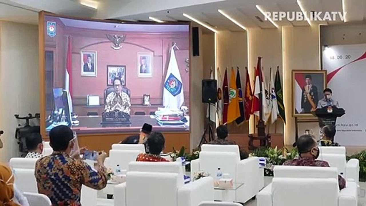 Ketua KPU Arief Budiman hadir pada acara penyerahan data pemilih pemula tambahan dan Launching pemilihan serentak tahun 2020 di Gedung KPU, Jakarta.