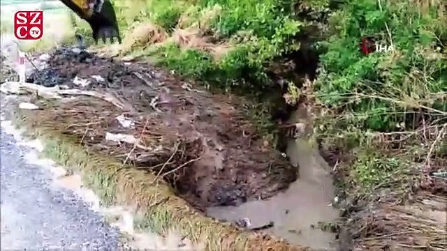 Malkara'da dere taştı, yollar bataklığa döndü