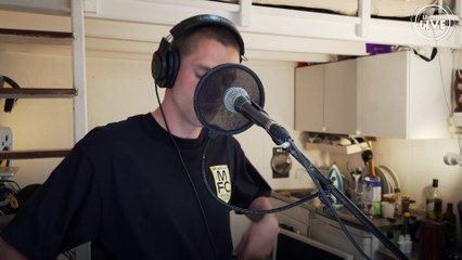 Le petit live : chez Hervé pour une version musclée de "Addenda"