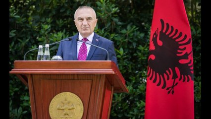 Report TV - Kritikat për 'Zgjedhoren'/ Meta ironi me Ramën: Nostalgji për Ramiz Alinë...
