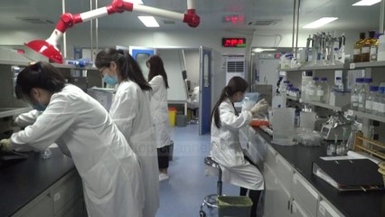 Britania publikon kategoritë e popullsisë që do të vaksinohen të parët!