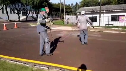 Ruas no entorno de escola e cmei do Bairro Pacaembu recebem ações do Projeto Transitando