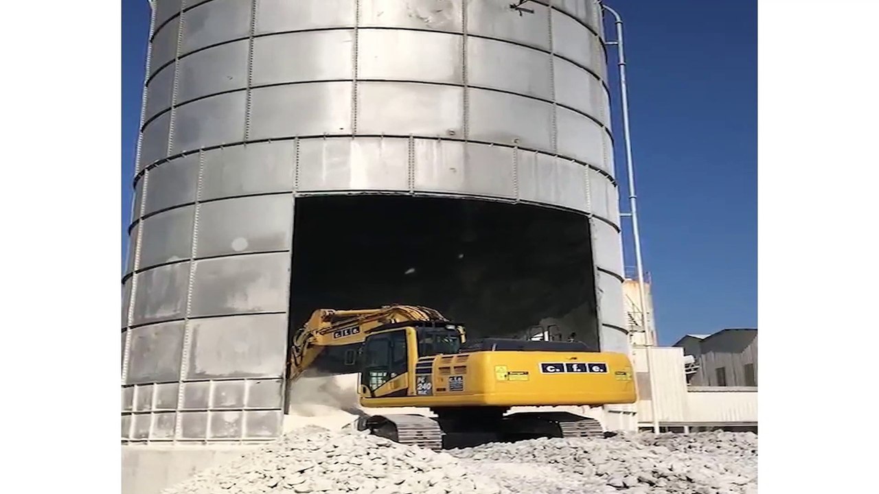 Pelle chenilles KOMATSU PC 240 - Matériel CFE Location