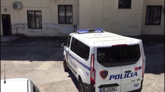 Ora News - Vrau fqinjin për pelën, autori shfaq pendesë në Gjyq: Ngjarja ishte aksidentale