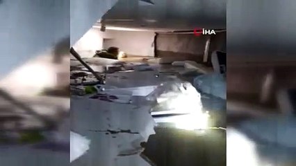 Su basan hastanede mahsur kalan engelli kadını dalgıçlar kurtardı