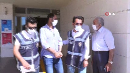 FETÖ finansörü denize sıfır lüks viilasından yakalanarak tutuklandı