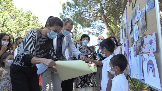 Los Reyes muestran su lado más solidario con adolescentes vulnerables