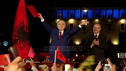 Top News - Reagimi i Metës dhe PD/ Kushtetuesja , Venecia na e vertetoi