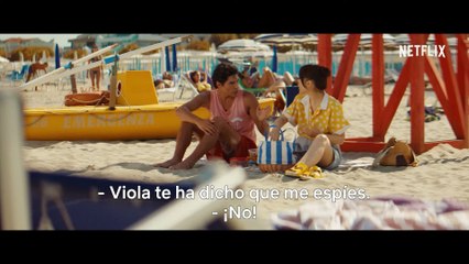 Bajo el sol de Riccione Tráiler