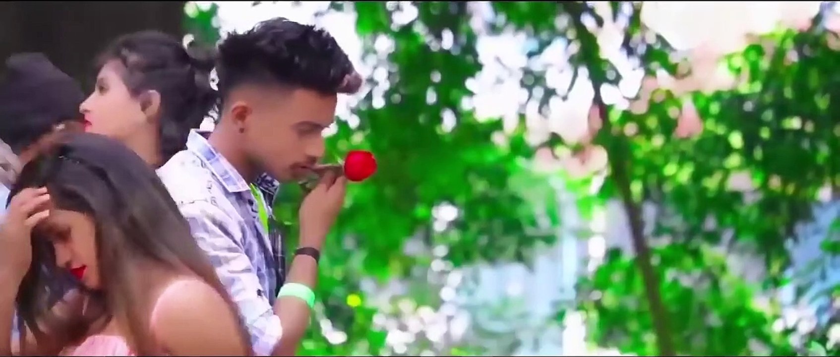 Boro Loker Beti Lo Lomba Lomba Chul _ Badshah & Jacquline _ Badshah New Song _