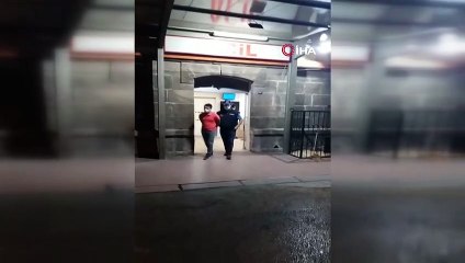 İzmir merkezli 56 ildeki FETÖ operasyonunda 81 kişi tutuklandı, birçoğu itirafçı oldu