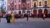 La Ertzaintza carga contra grupos antifascistas en Bilbao