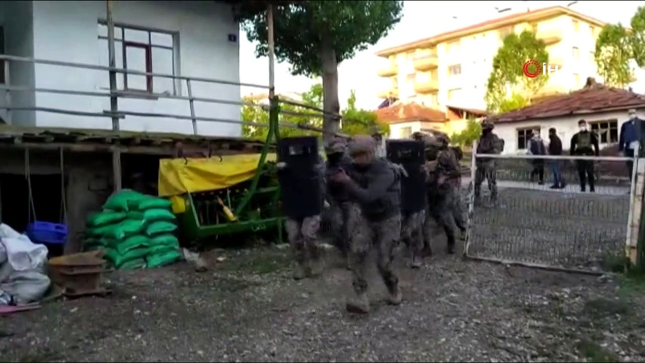 Başkent'te terör örgütü DEAŞ'a operasyon: 24 gözaltı
