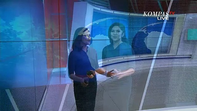 Wah! Pesawat Jet Bermanuver Hiasi Langit Kota Paris