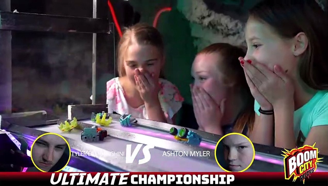 Underground Exploding Car Race VS Hacker!