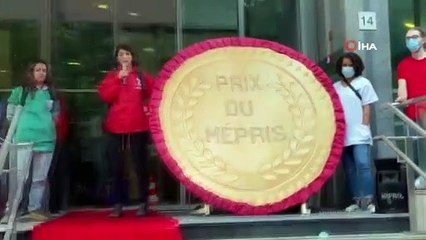 - Sarı Yelekliler’den “boyalı” protesto