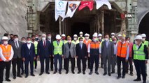 Ulaştırma ve Altyapı Bakanı Karaismailoğlu Hasankeyf’teki çalışmaları yerinde inceledi