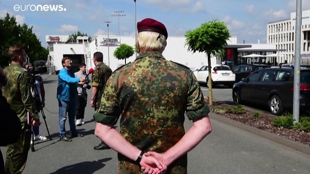 Droht NRW ein neuer Lockdown? Tönnies-Zentralbetrieb geschlossen