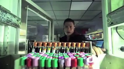 Ver Arrow 0x4 online en castellano latino subtitulado español temporada 0 e