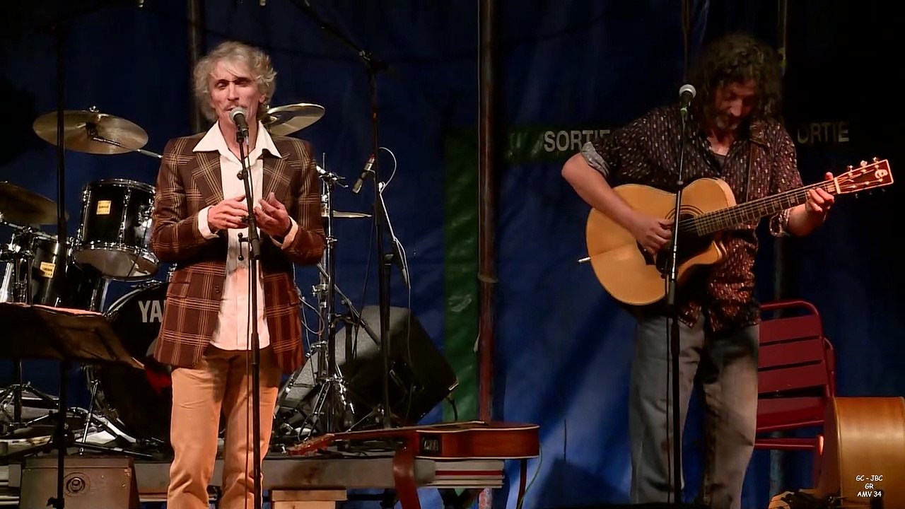 Giovanni Battaglino interprète " Dans l'eau de la claire fontaine " en italien     3' 24"