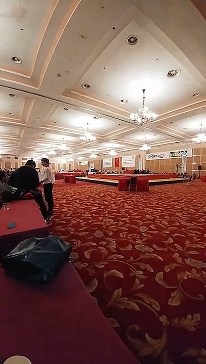 Kadın sporcuya erkek, erkek sporcuya kadın antrenör yok