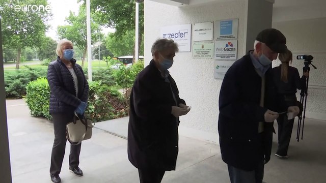 Сербия выбирает парламент без оппозиции