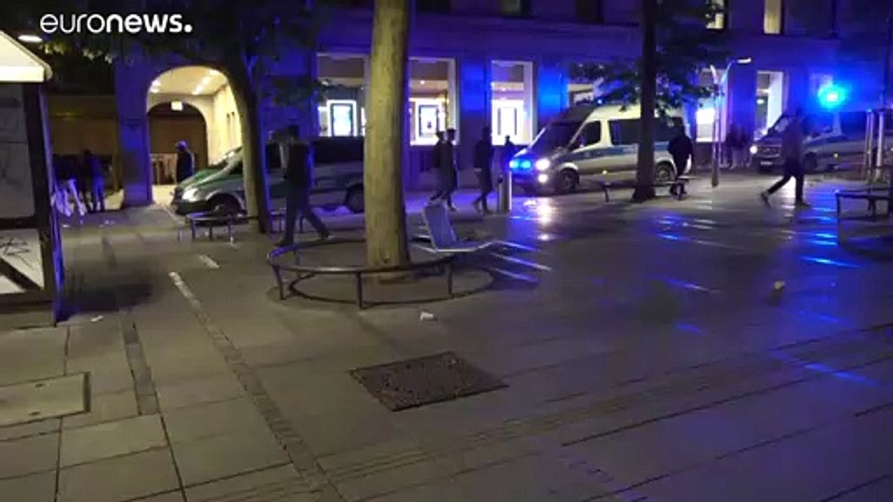 Stuttgart: angriffe auf polizisten und geschäfte