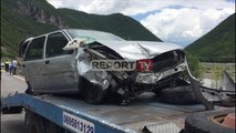 Report TV - Përplasen dy makina në Elbasan, mbeten të plagosura dy gra