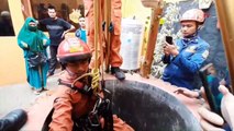 Dramatis! Detik-Detik Evakuasi Bocah Tercebur Sumur Gara-Gara Selfie