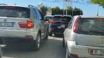 Top News - Vlorës, sërish trafik/ Kthimi i pushuesve nga zonat e jugut