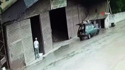 Kablo hırsızları kamerada