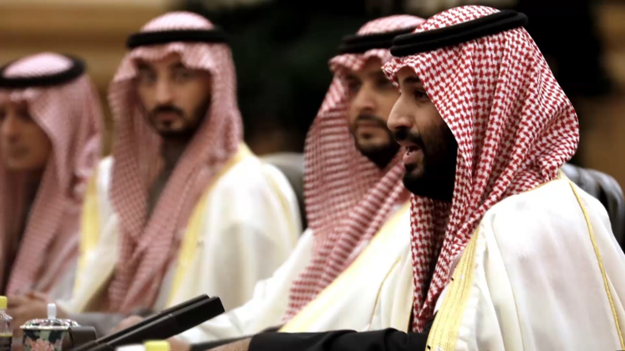 الناشط السعودي عمر عبد العزيز هدف محتمل لسلطات بلاده