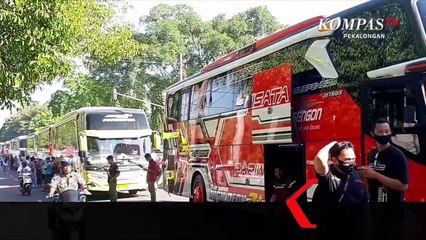PULUHAN BUS PARIWISATA KONVOI JELANG NEW NORMAL