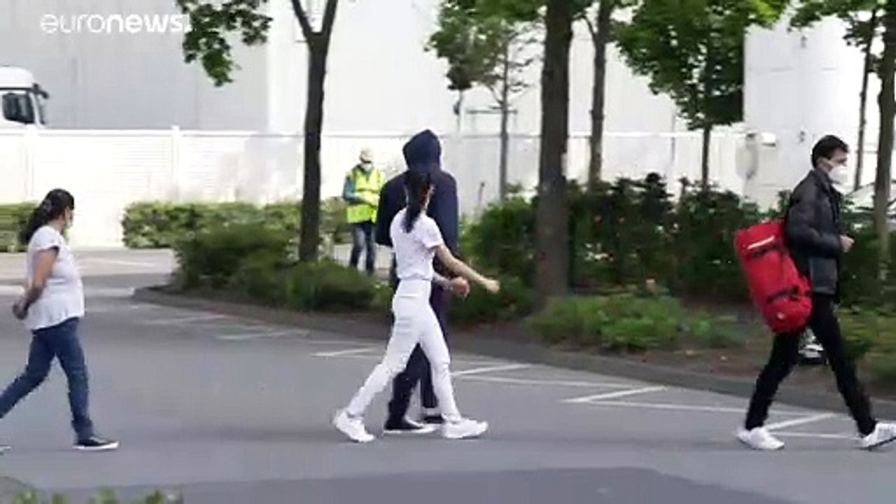 1300 ansteckungen bei tönnies: 6500 menschen in quarantäne