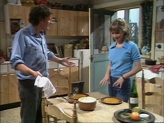 The Good Life - Series 1 Ep 05 - 1975